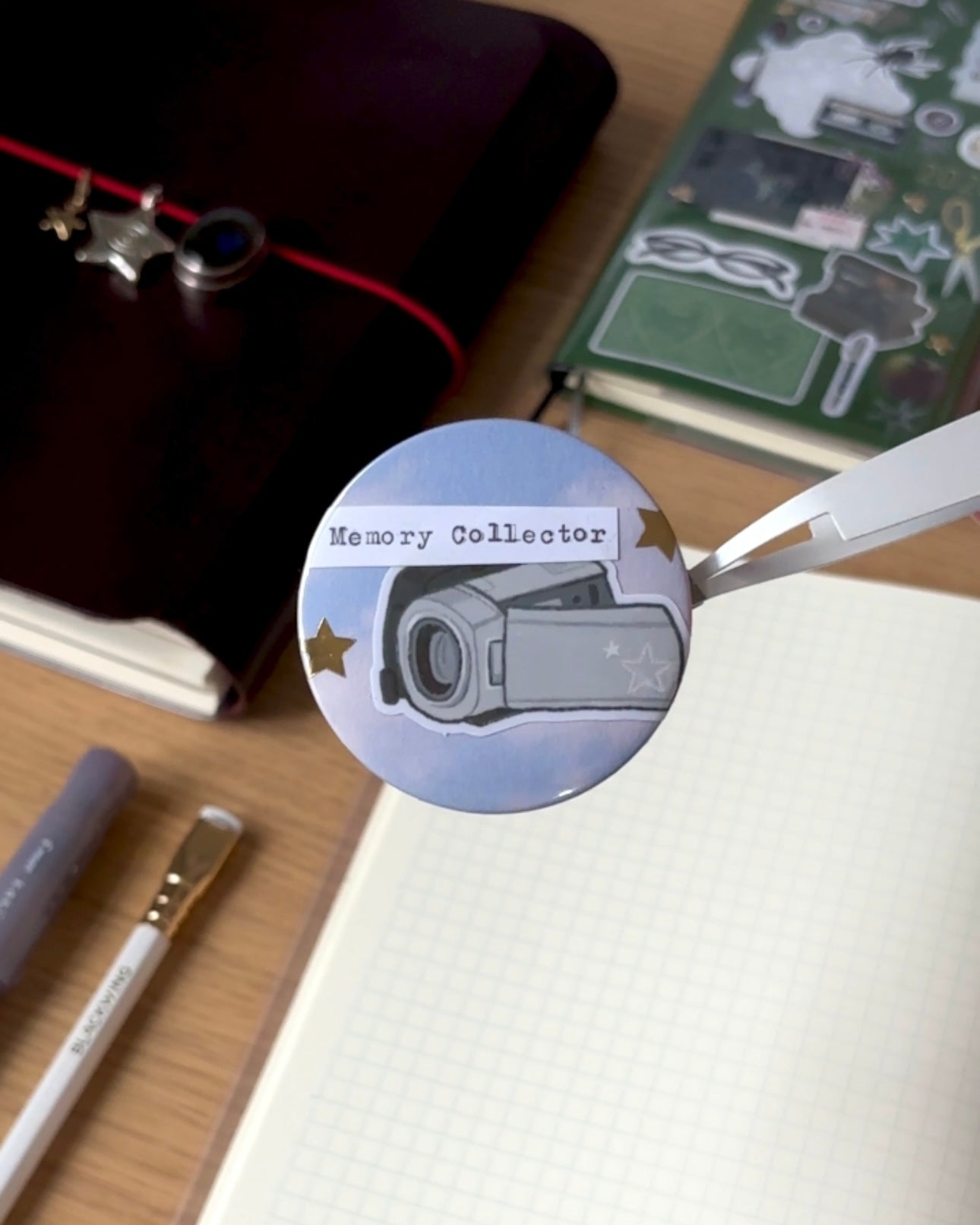 Memory Collector pin badge (1 of 1)